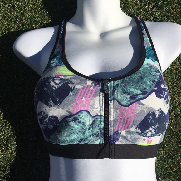 Victoria’s Secret Sportsbra 34C - Picture 1 of 5